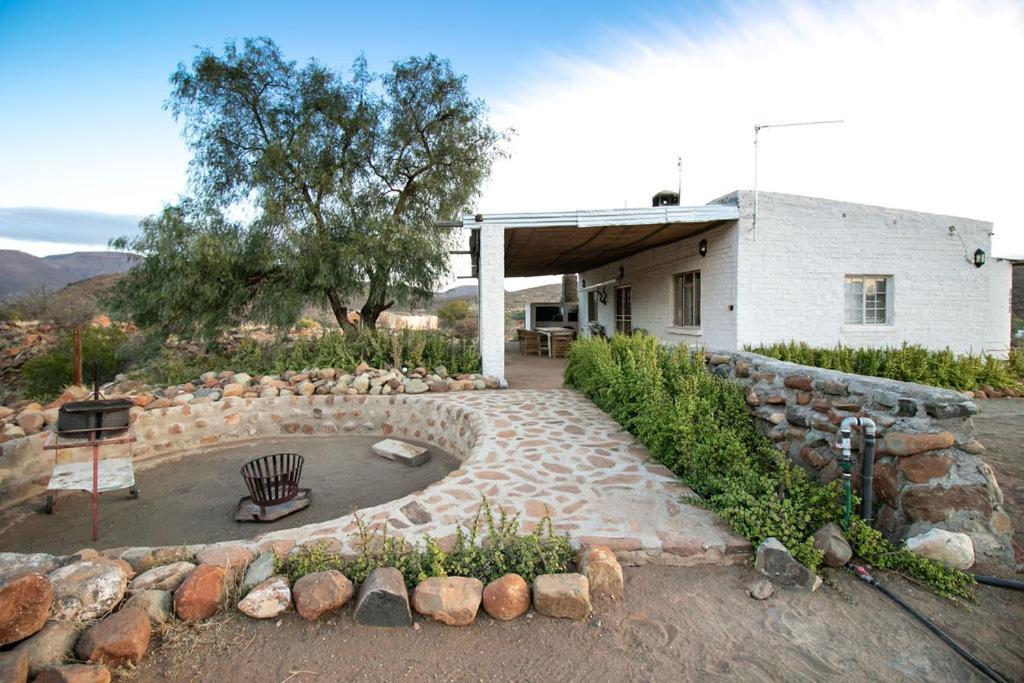Ironstone Cottage Ґраафф-Рейнет Екстер'єр фото